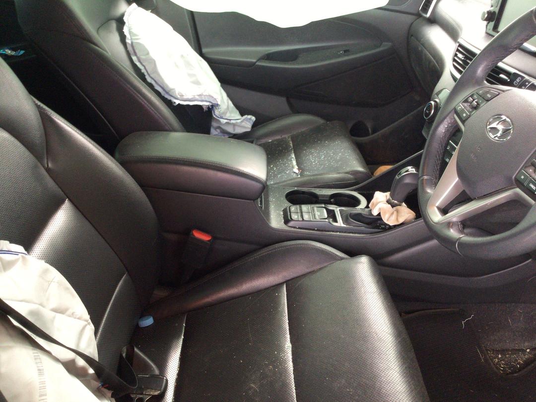Photo '18' of Hyundai Tucson Elite MPI