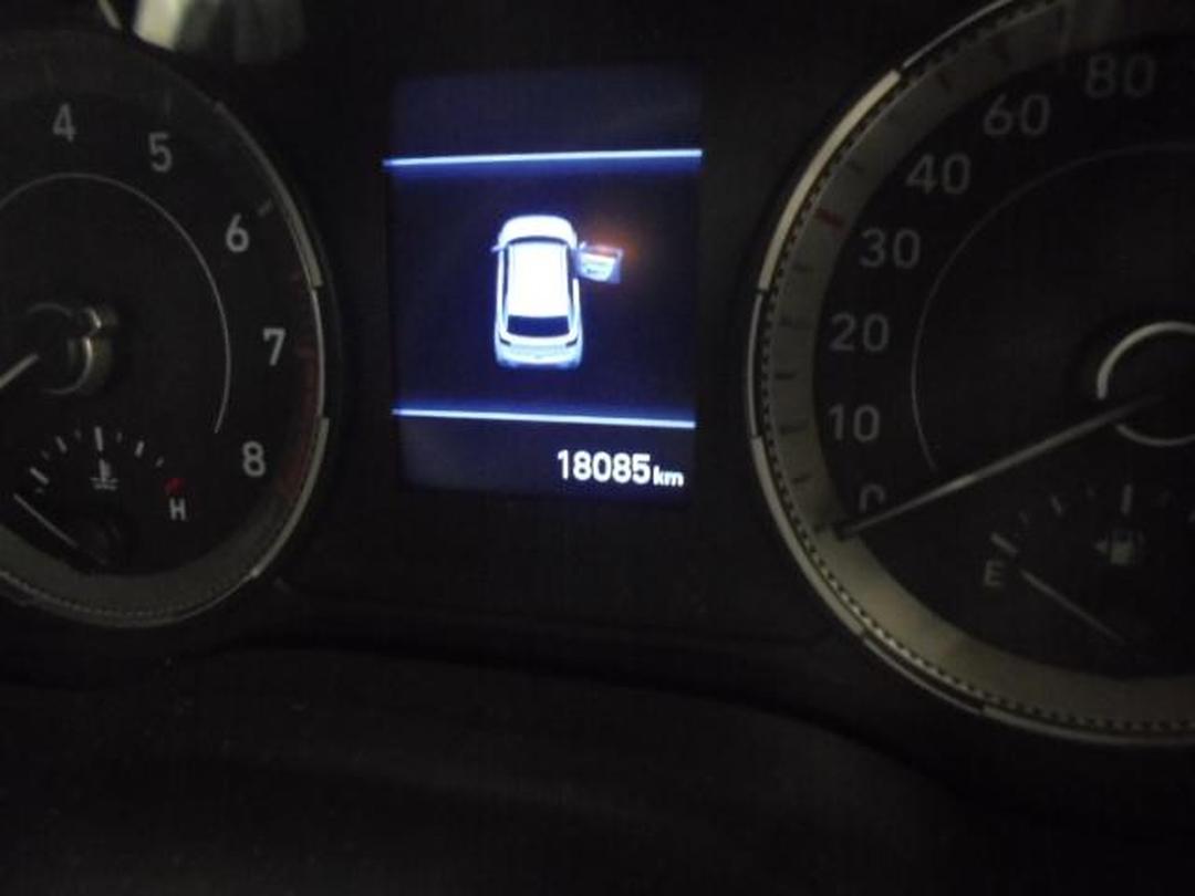 Photo '5' of Hyundai Venue