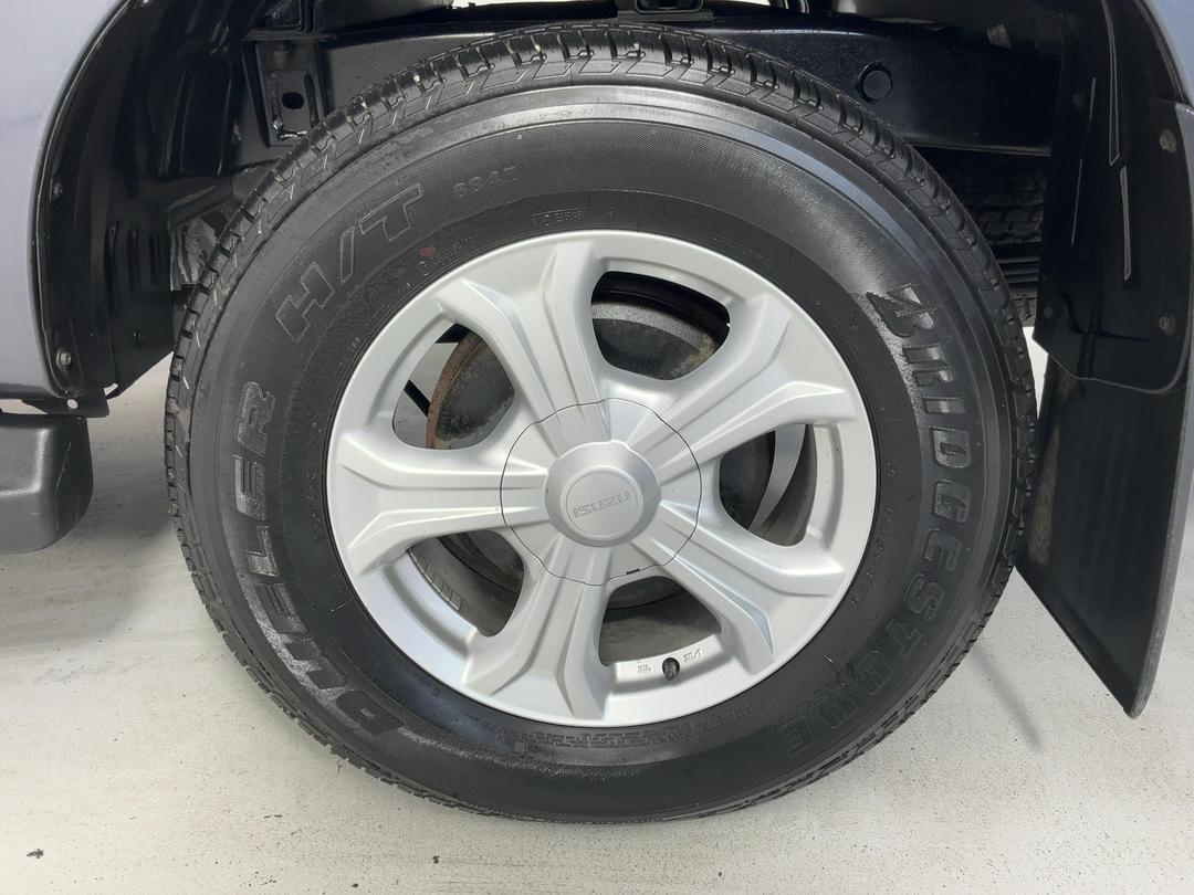 Photo '11' of Isuzu D-MAX