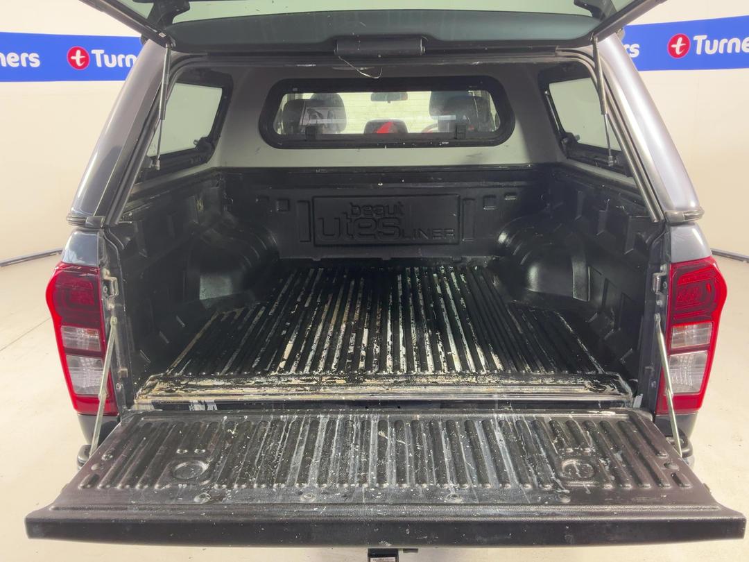 Photo '14' of Isuzu D-MAX