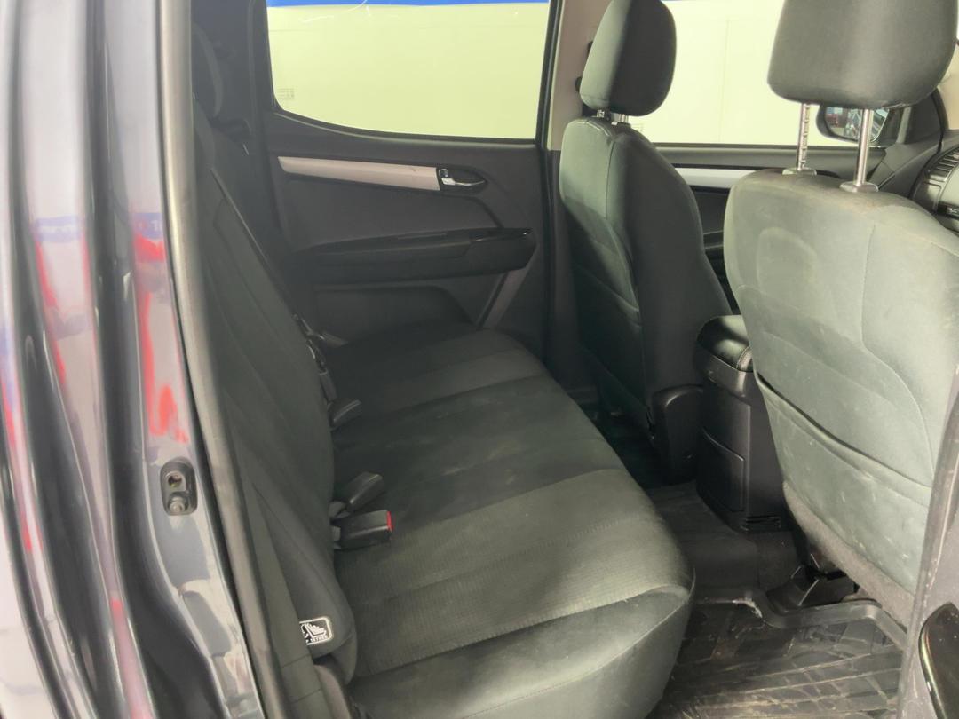 Photo '20' of Isuzu D-MAX