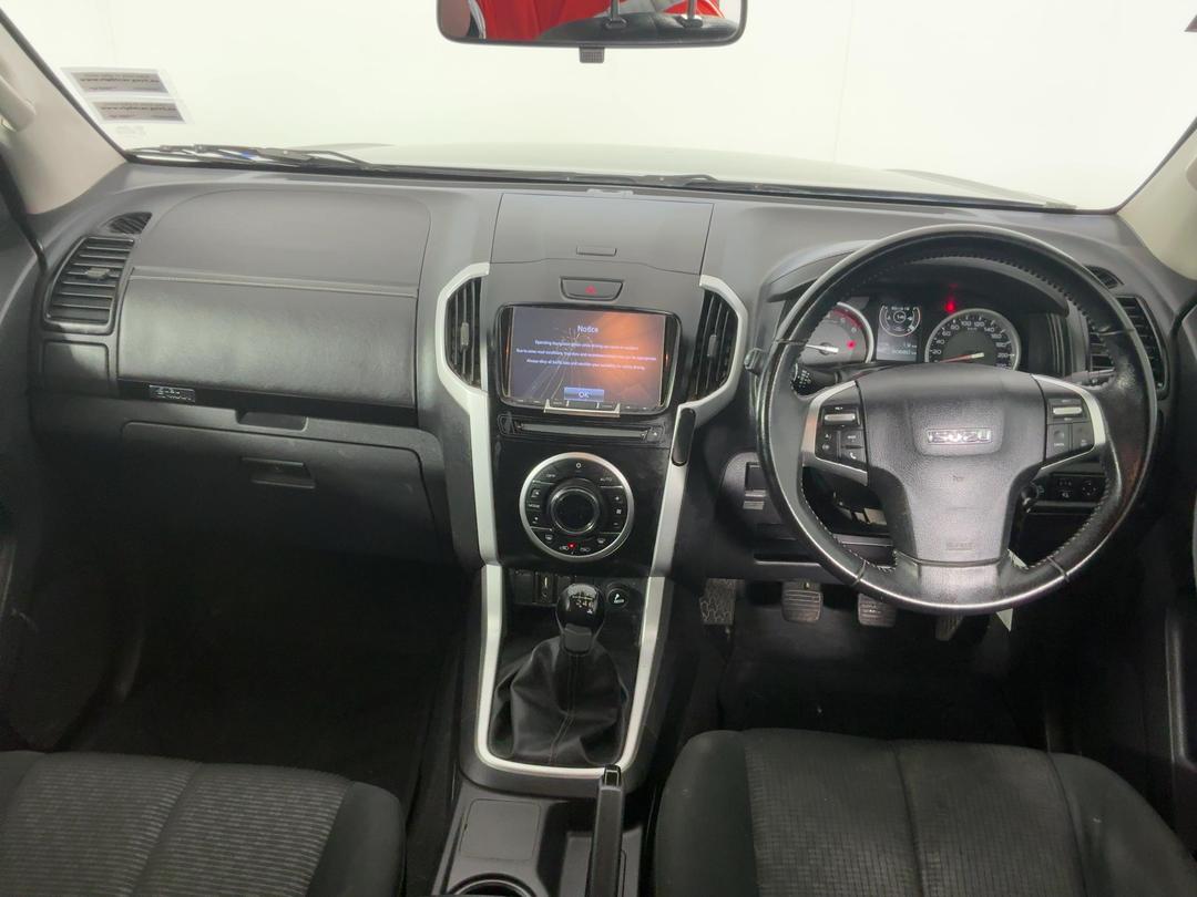 Photo '17' of Isuzu D-MAX