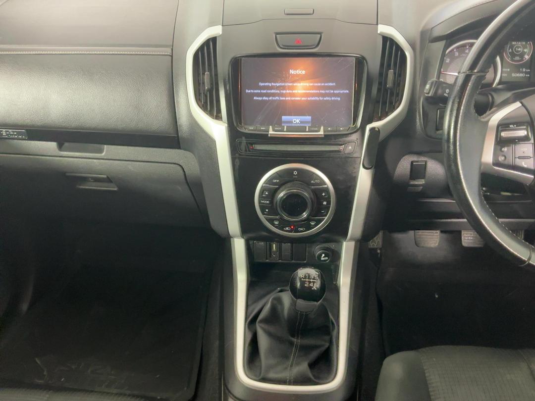 Photo '18' of Isuzu D-MAX
