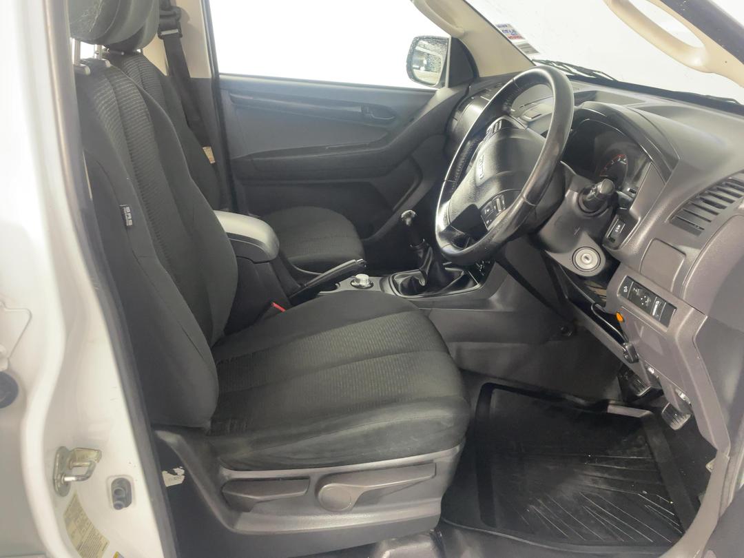 Photo '15' of Isuzu D-MAX