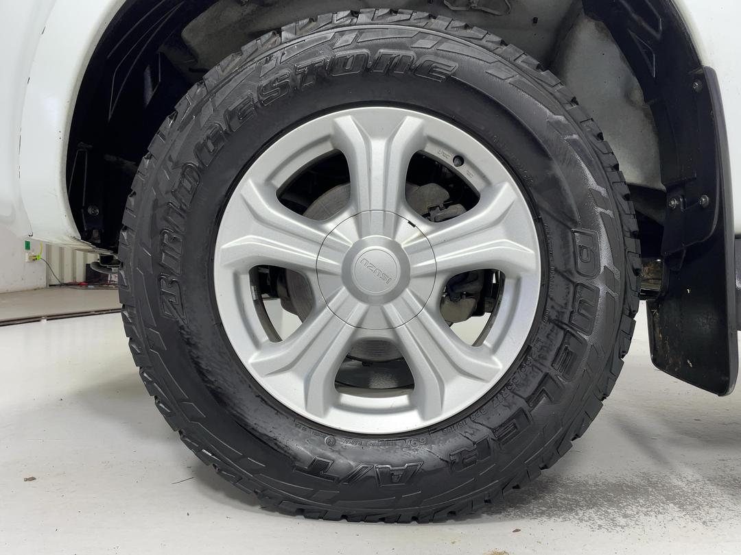 Photo '10' of Isuzu D-MAX