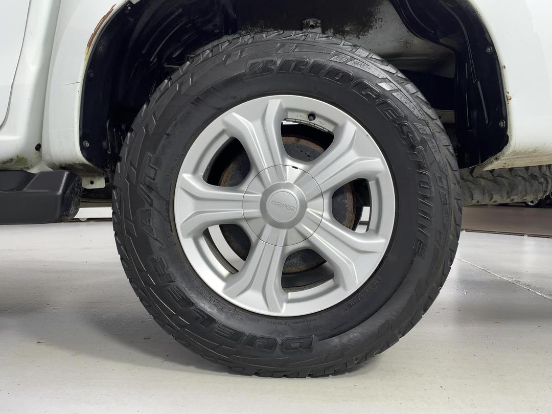Photo '11' of Isuzu D-MAX