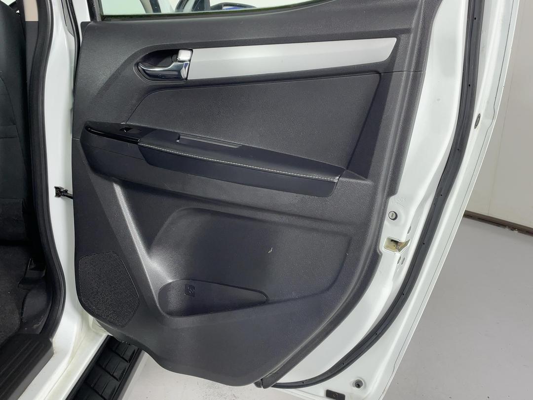 Photo '19' of Isuzu D-MAX