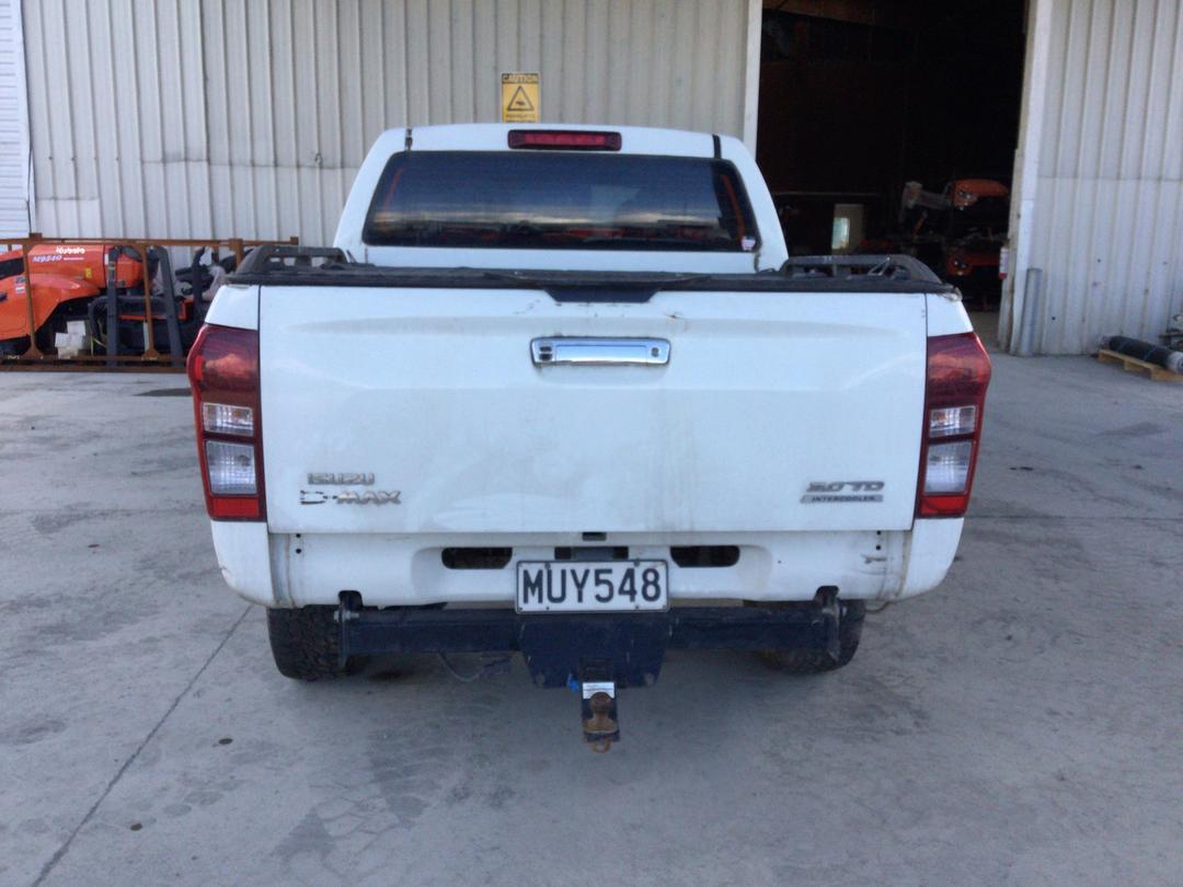 Photo '6' of Isuzu D-MAX LS-M DC Photo '6' of Isuzu D-MAX LS-M DC