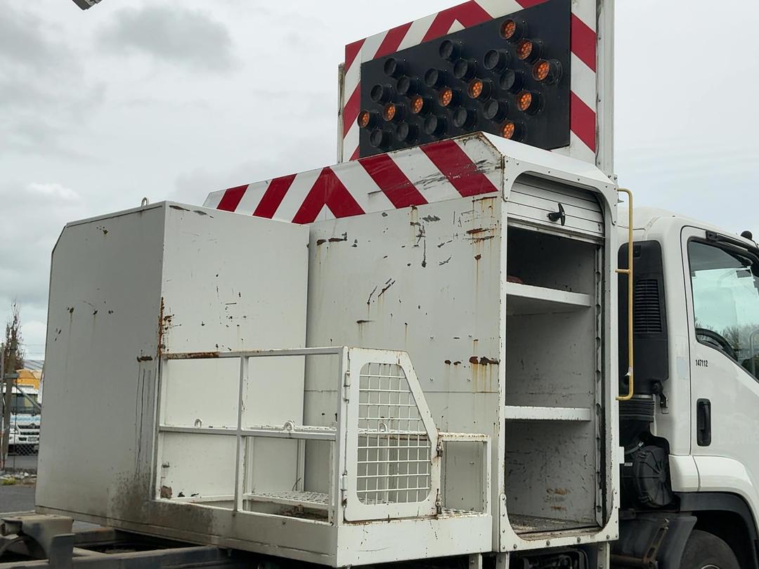 Photo '22' of Isuzu F Series FRR500 Sweeper Truck