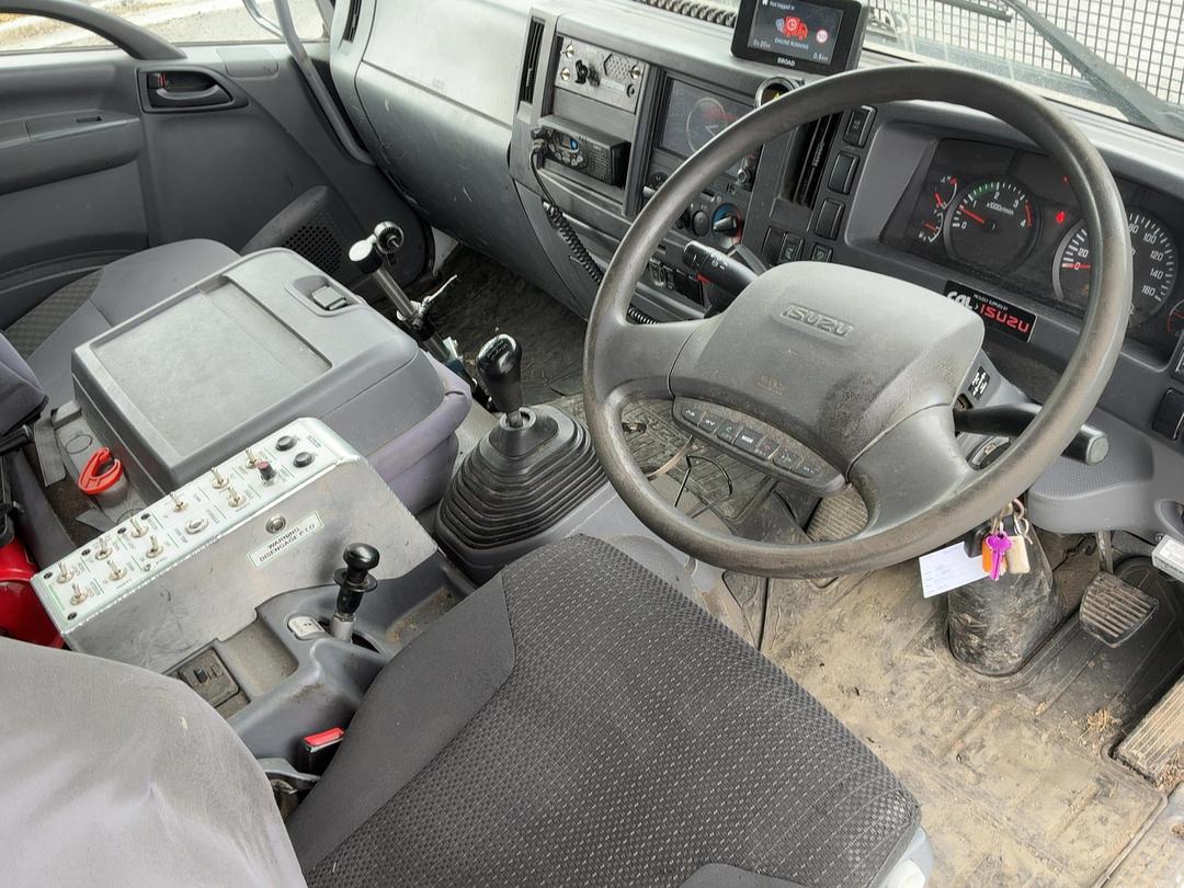 Photo '13' of Isuzu F Series FRR500 Sweeper Truck