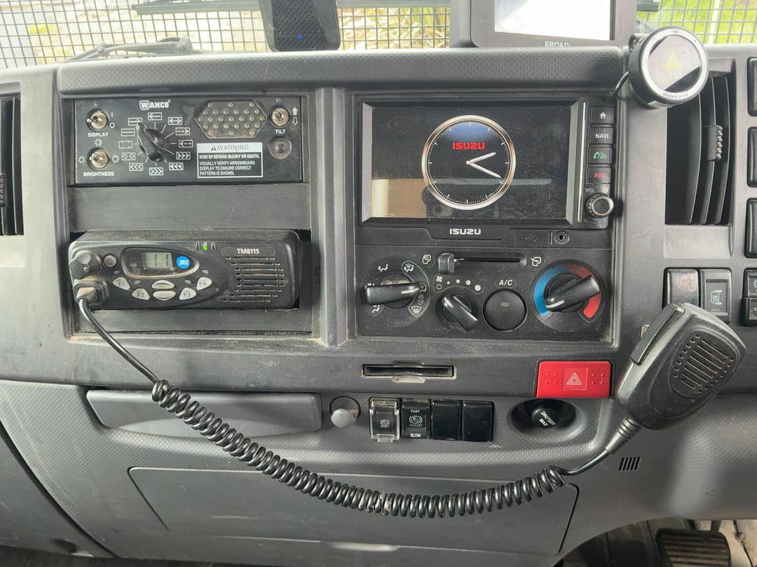 Photo '20' of Isuzu F Series FRR500 Sweeper Truck