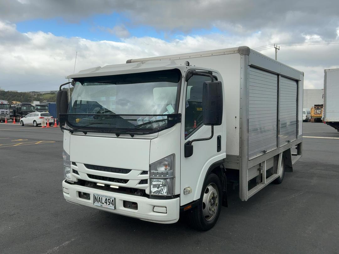 Photo '9' of Isuzu N Series NQR500 Bottle Body