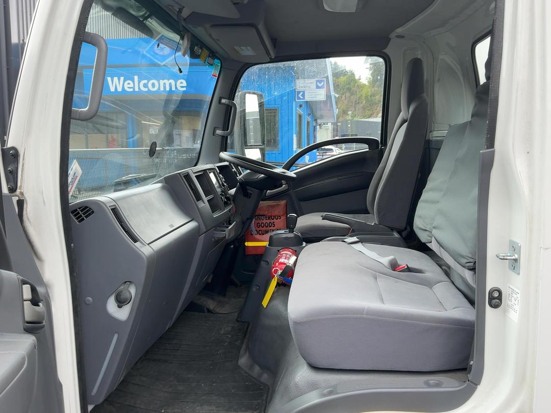 Photo '16' of Isuzu N Series NQR500 Bottle Body