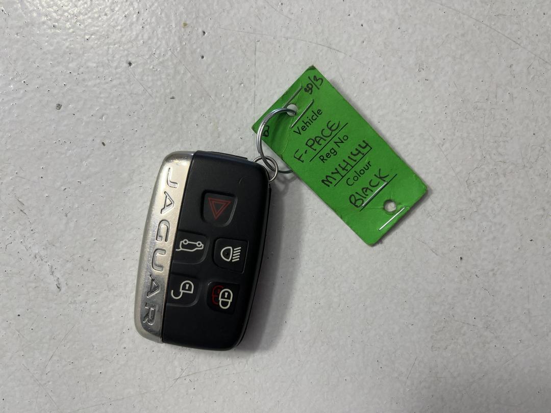 Photo '22' of Jaguar F-Pace