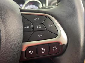 Photo '24' of Jeep Compass