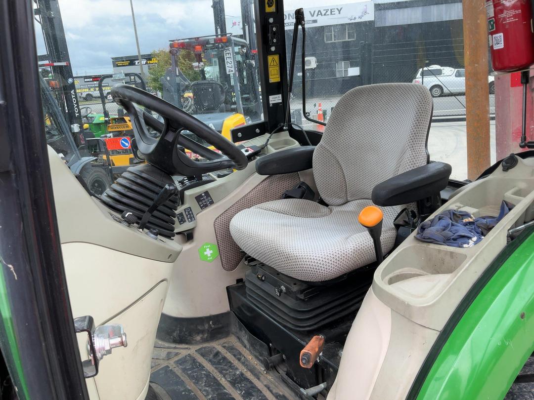 Photo '7' of John Deere 4066R Tractor