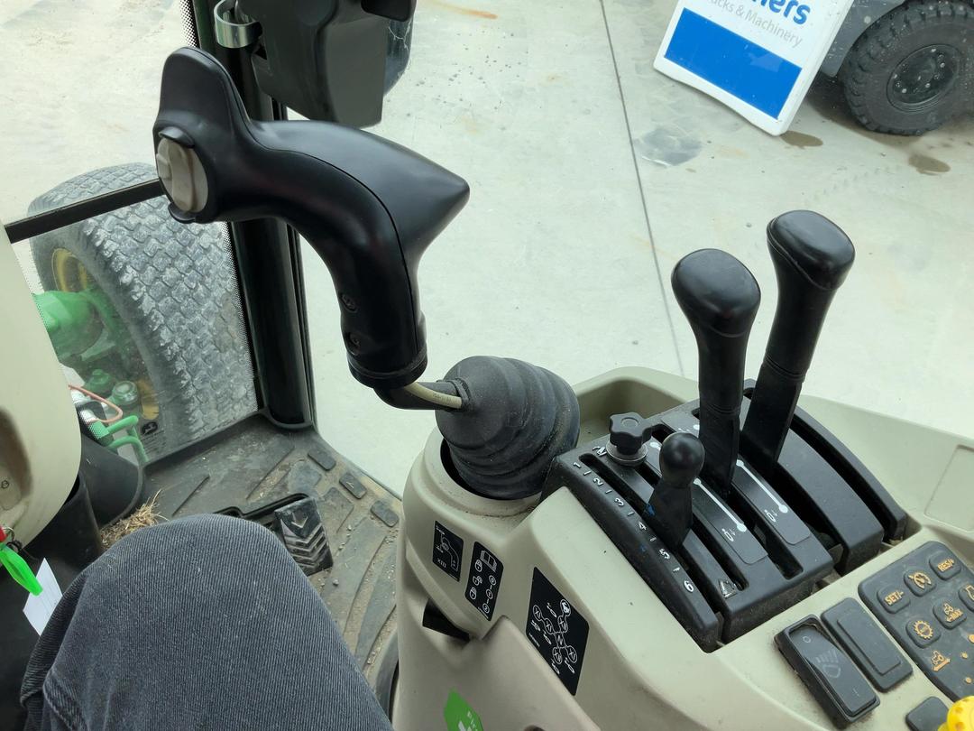 Photo '10' of John Deere 4066R Tractor