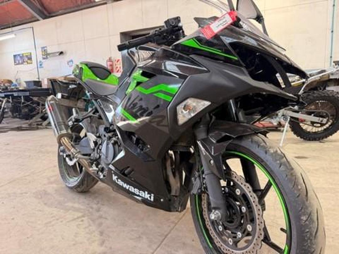 Photo '2' of Kawasaki EX 400Glfa Photo '2' of Kawasaki EX 400Glfa