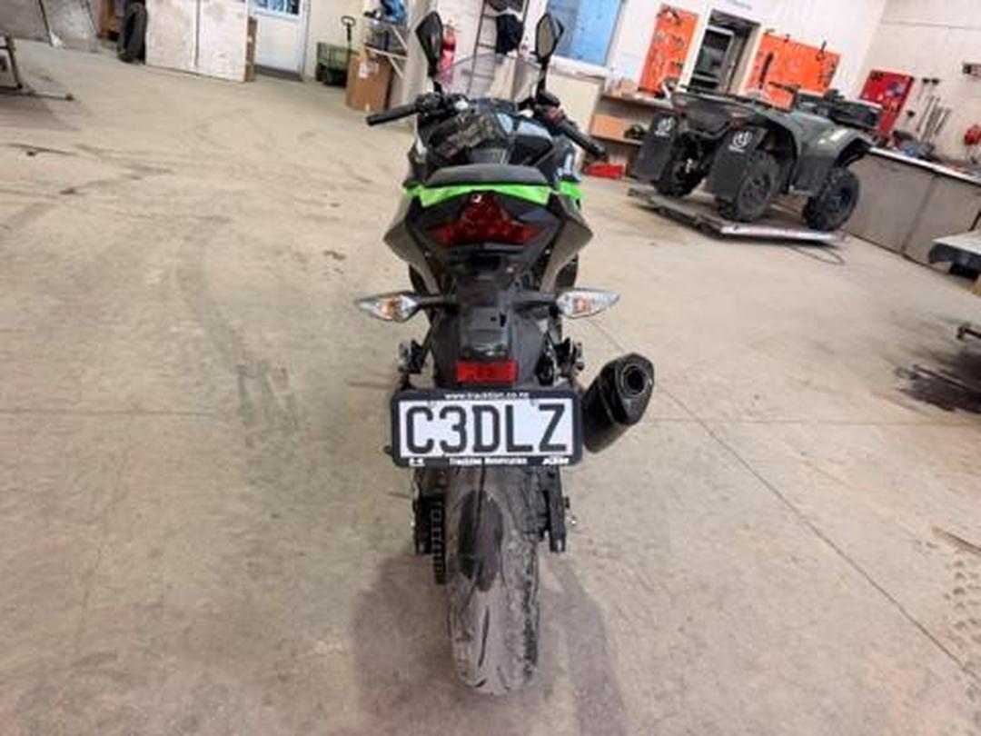 Photo '4' of Kawasaki EX 400Glfa Photo '4' of Kawasaki EX 400Glfa