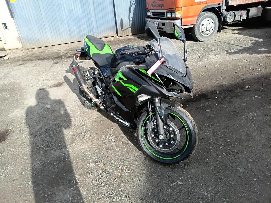 Photo '6' of Kawasaki EX 400Glfa
