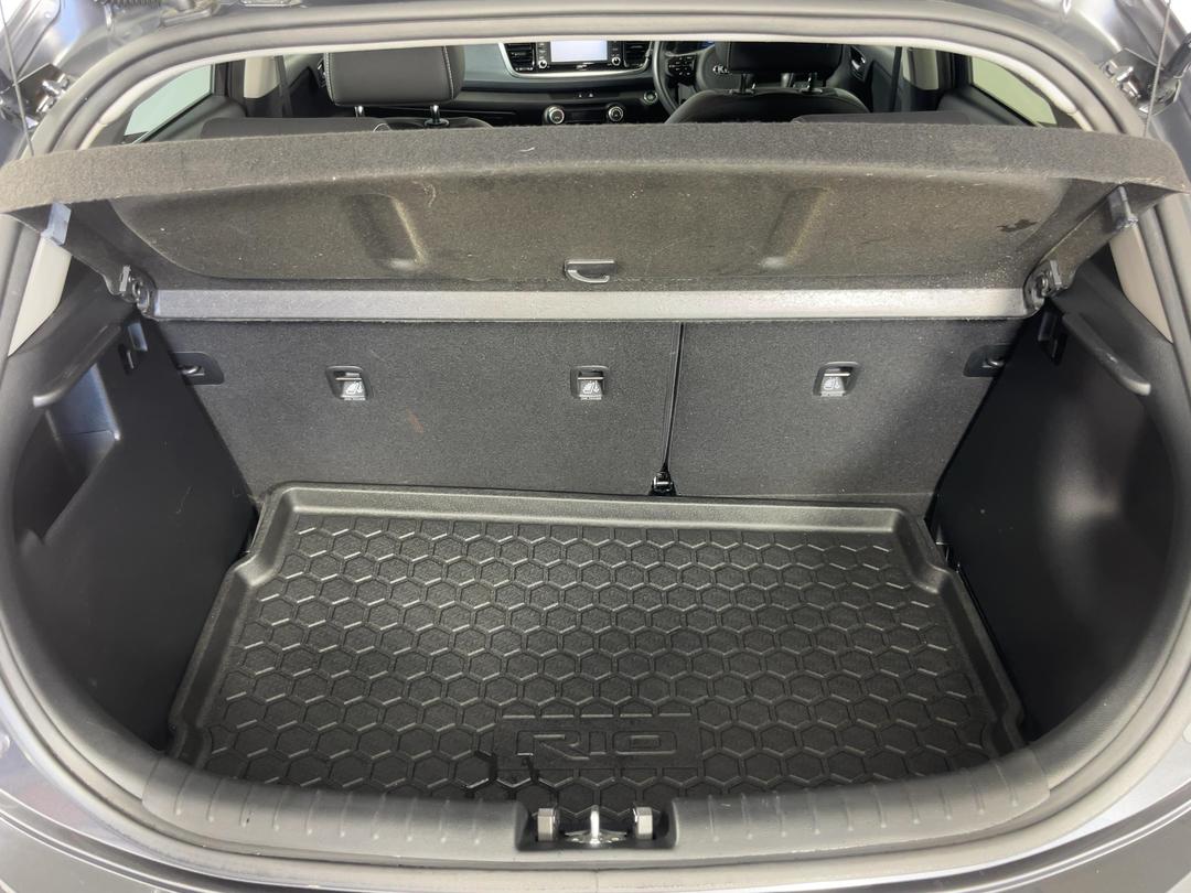 Photo '14' of KIA RIO