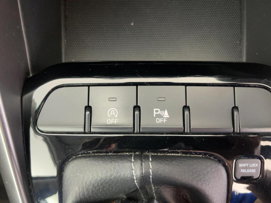 Photo '27' of KIA RIO