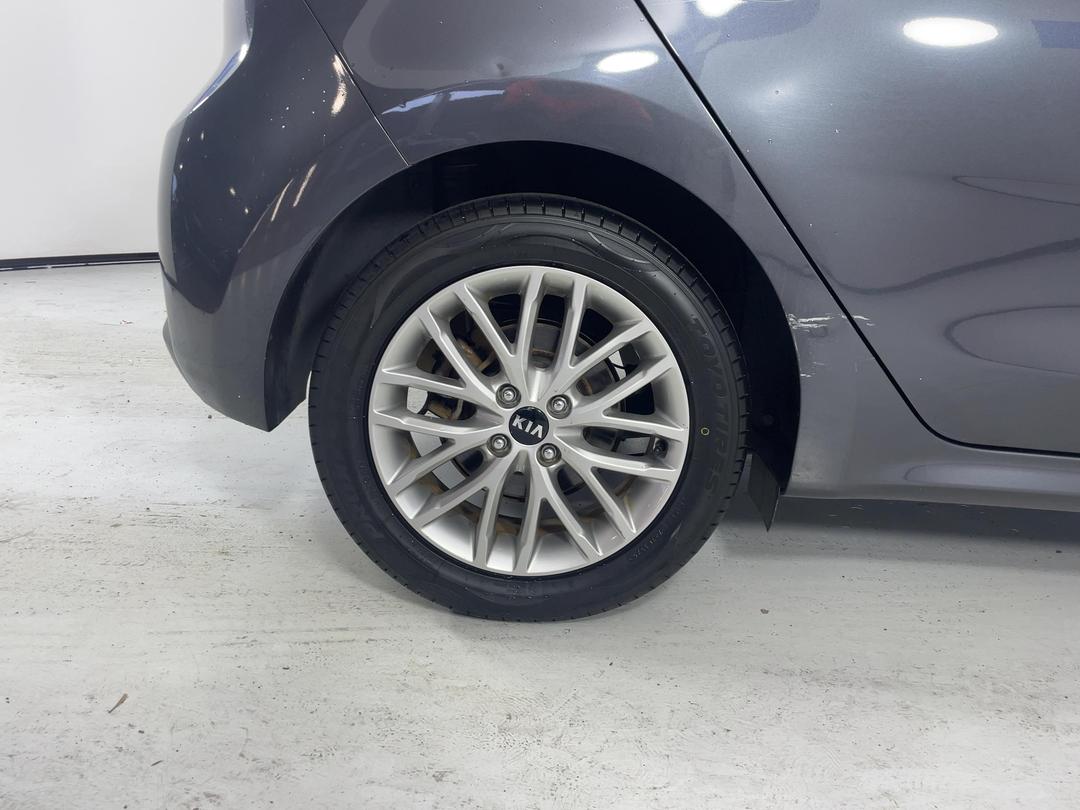 Photo '12' of KIA RIO