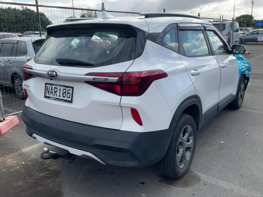 Photo '4' of KIA Seltos LX