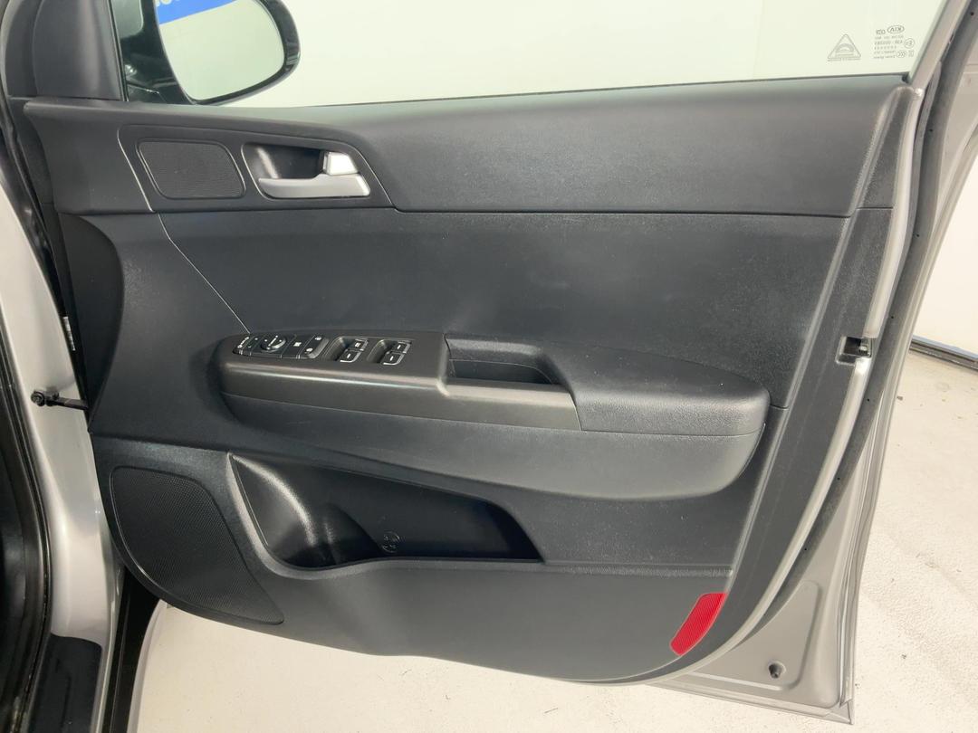 Photo '15' of KIA Sportage