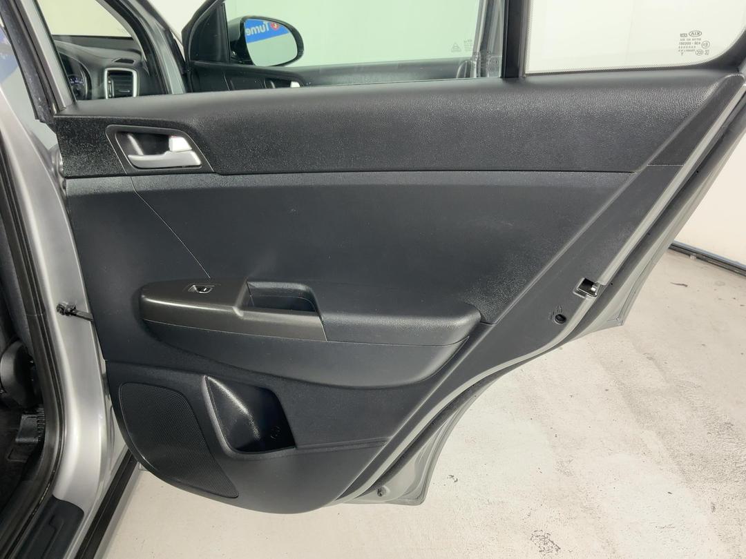 Photo '19' of KIA Sportage