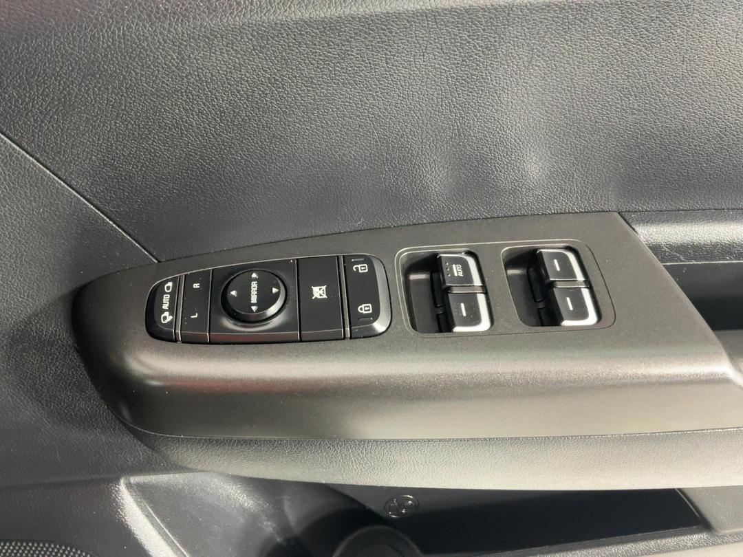 Photo '27' of KIA Sportage