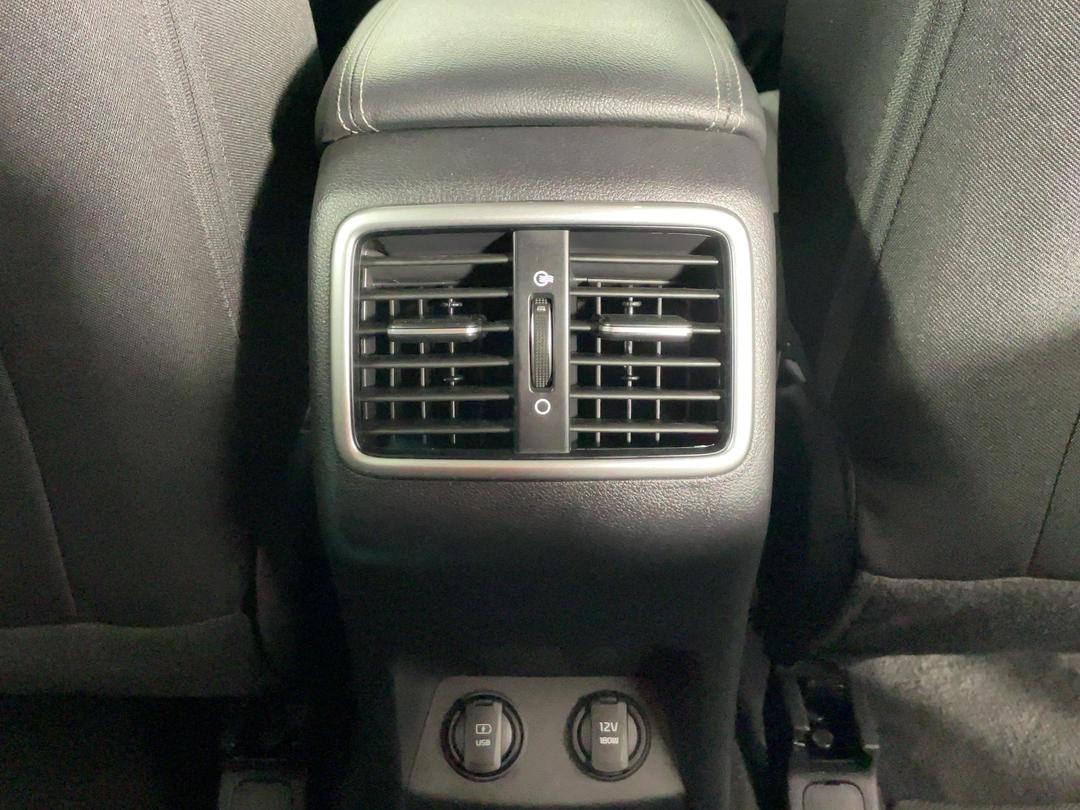 Photo '35' of KIA Sportage