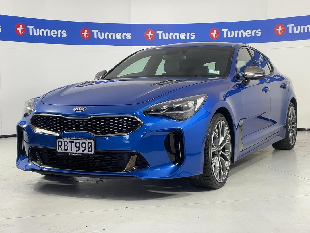 Photo '4' of KIA Stinger