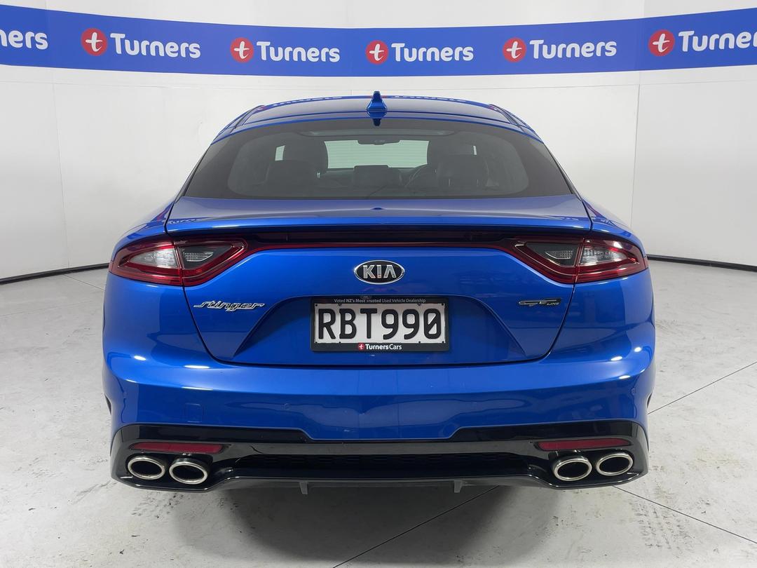 Photo '6' of KIA Stinger