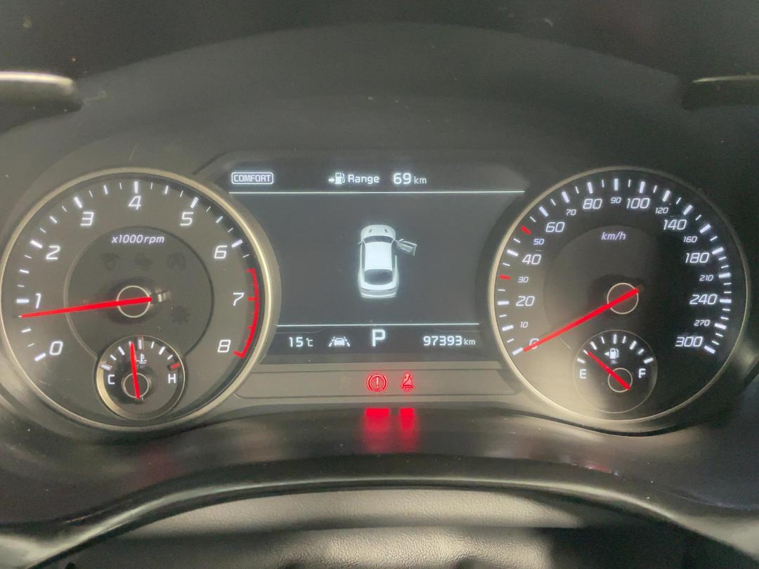 Photo '21' of KIA Stinger