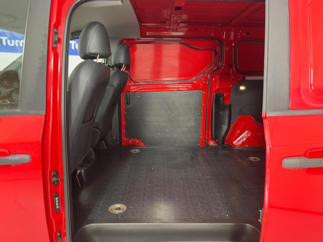 Photo '23' of LDV G10