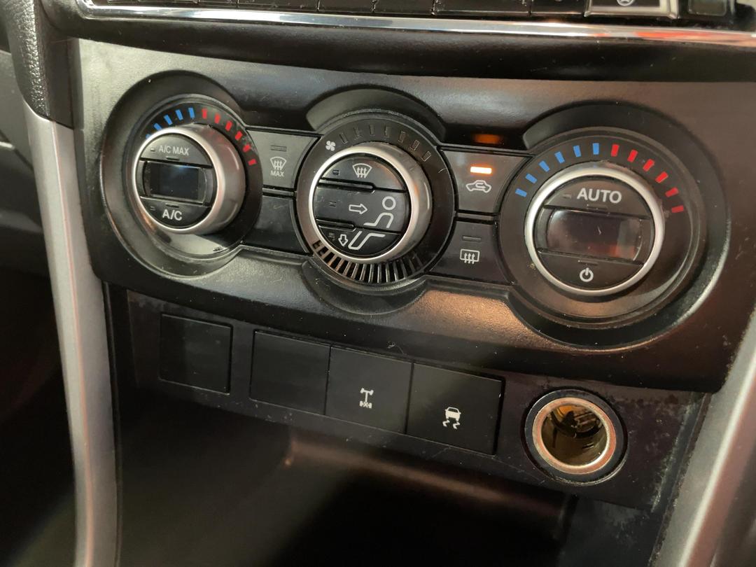 Photo '30' of Mazda Bt-50