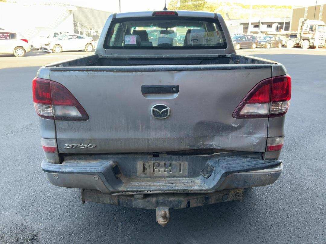 Photo '7' of Mazda Bt-50 GLX D/C W/S Photo '7' of Mazda Bt-50 GLX D/C W/S