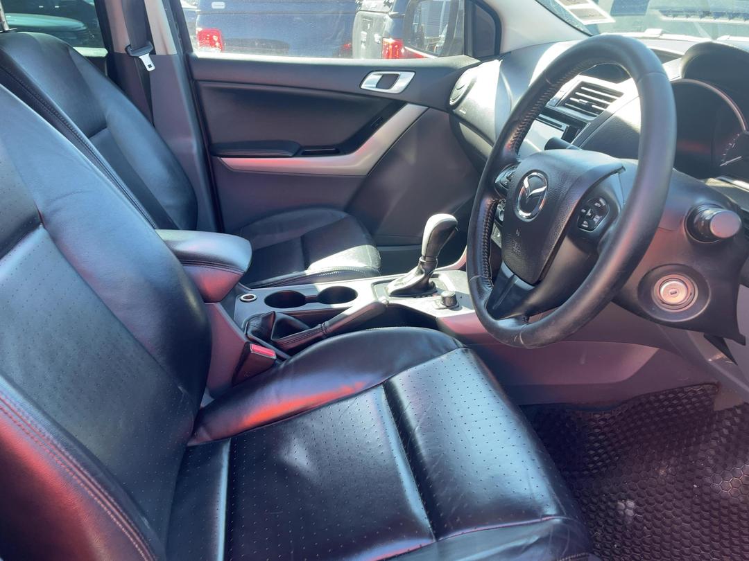 Photo '14' of Mazda Bt-50 LTD D/C W/S Photo '14' of Mazda Bt-50 LTD D/C W/S