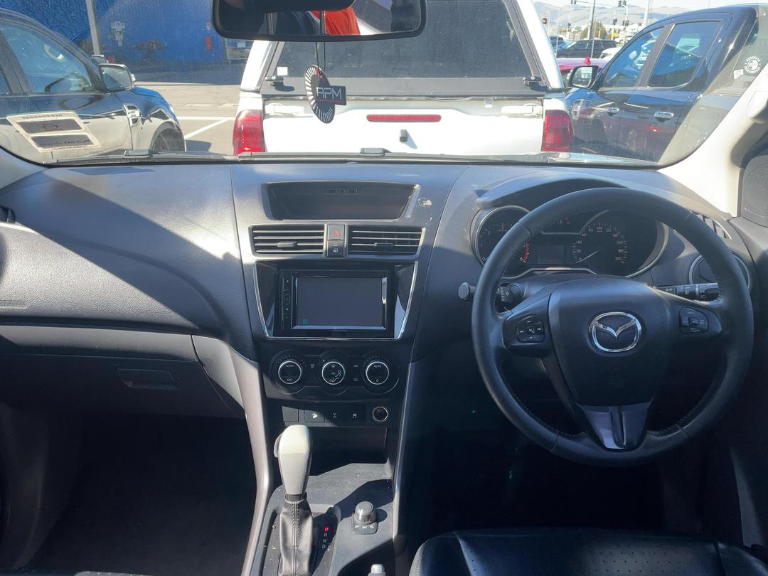 Photo '15' of Mazda Bt-50 LTD D/C W/S Photo '15' of Mazda Bt-50 LTD D/C W/S