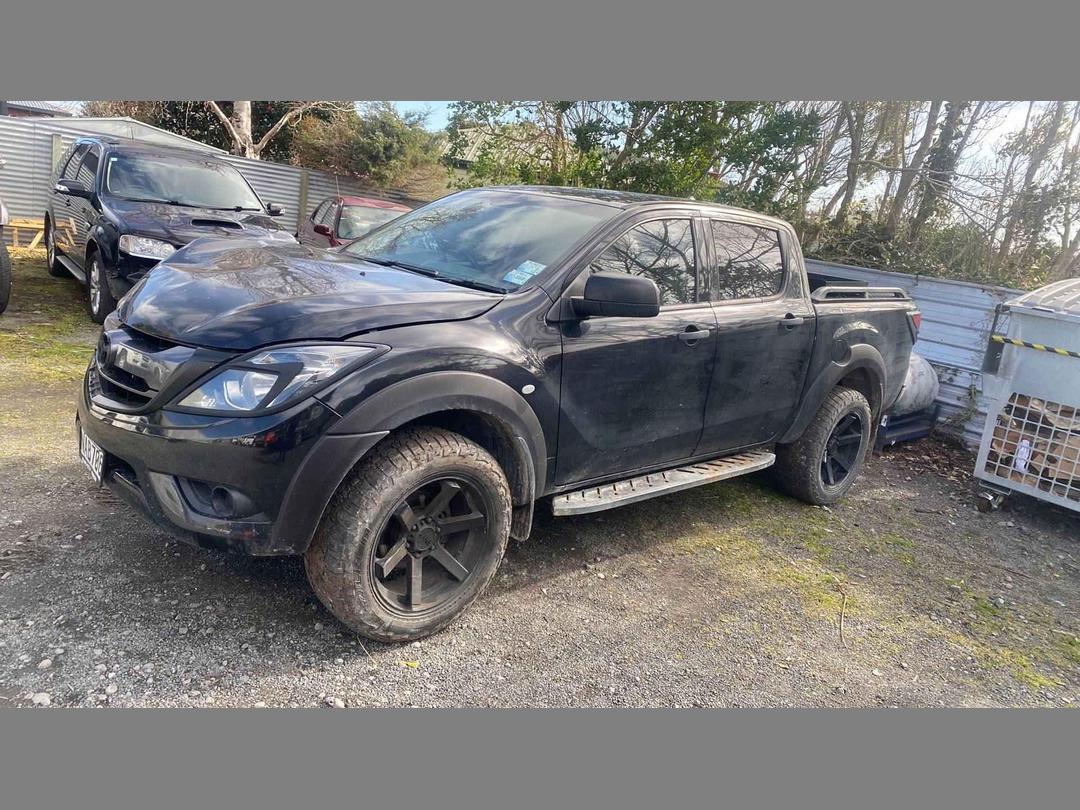 Photo '2' of Mazda Bt-50 GLX D/C W/S Photo '2' of Mazda Bt-50 GLX D/C W/S