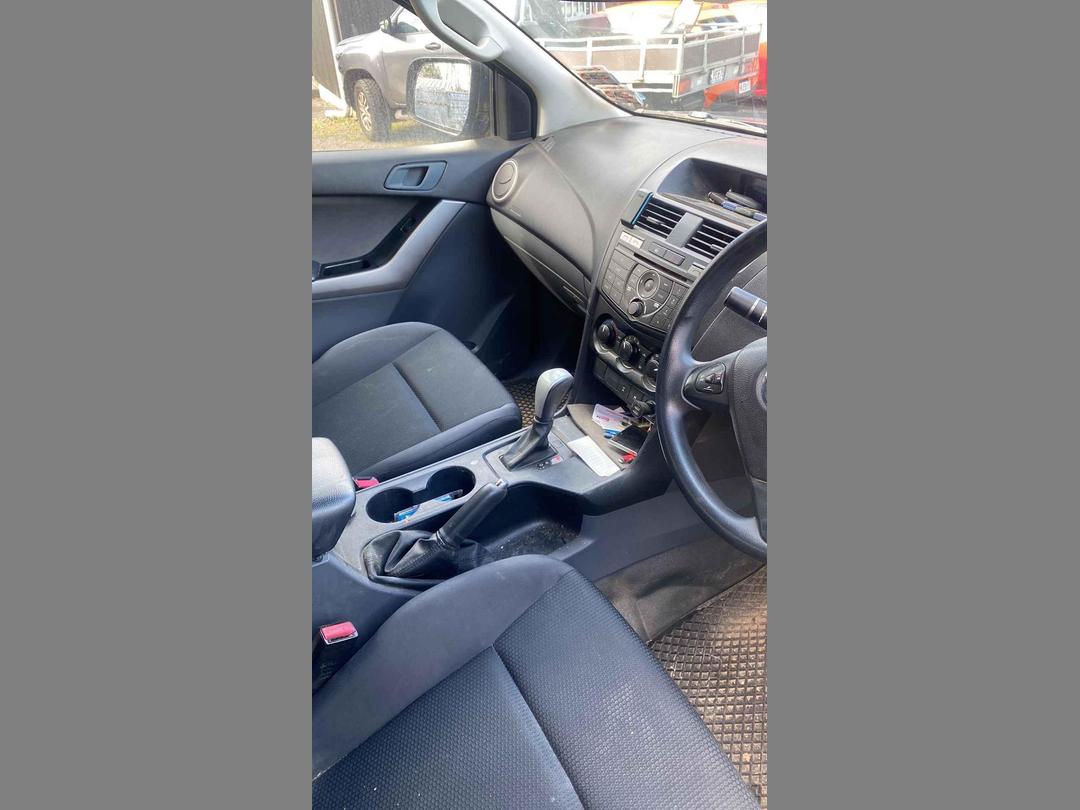 Photo '8' of Mazda Bt-50 GLX D/C W/S Photo '8' of Mazda Bt-50 GLX D/C W/S