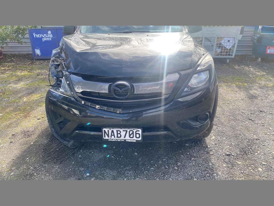 Photo '12' of Mazda Bt-50 GLX D/C W/S Photo '12' of Mazda Bt-50 GLX D/C W/S