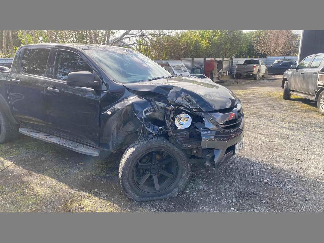 Photo '17' of Mazda Bt-50 GLX D/C W/S Photo '17' of Mazda Bt-50 GLX D/C W/S