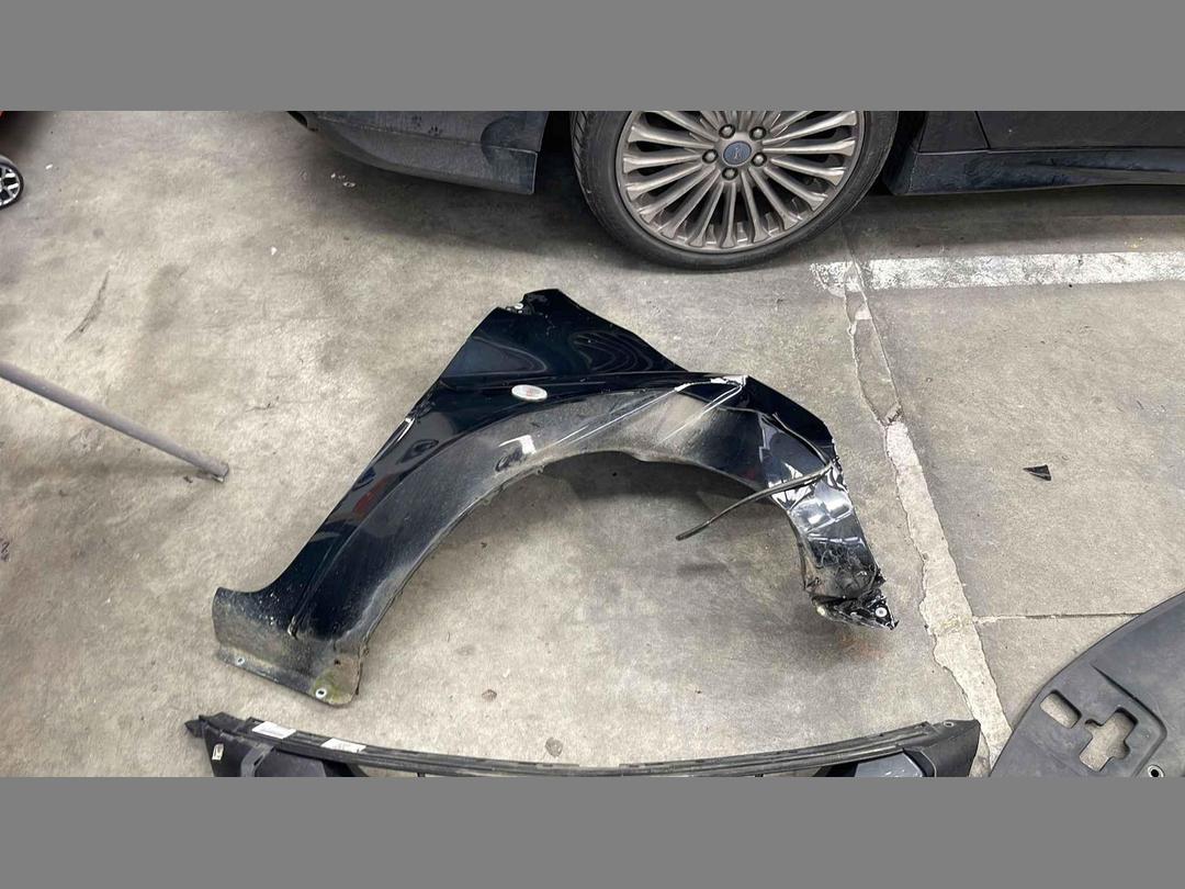 Photo '25' of Mazda Bt-50 GLX D/C W/S Photo '25' of Mazda Bt-50 GLX D/C W/S