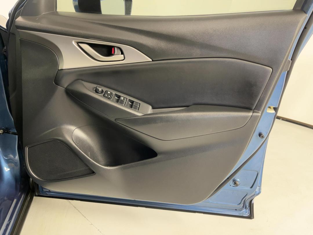 Photo '15' of Mazda CX-3