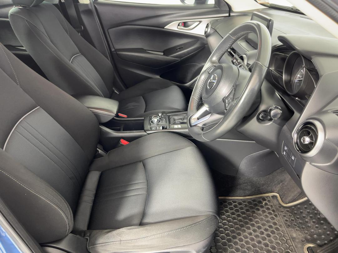 Photo '16' of Mazda CX-3