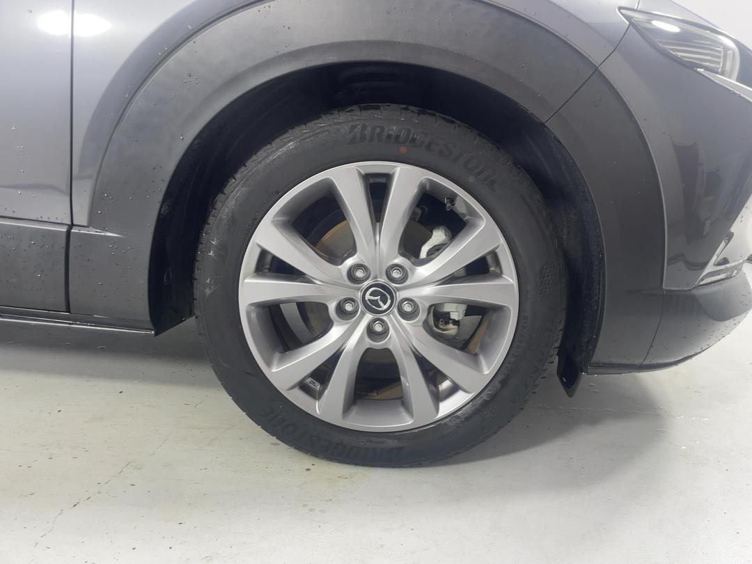Photo '9' of Mazda CX-30