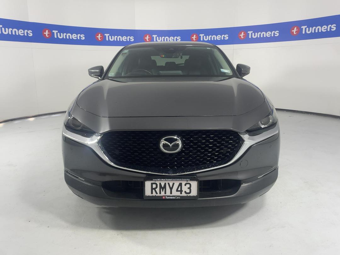 Photo '2' of Mazda CX-30