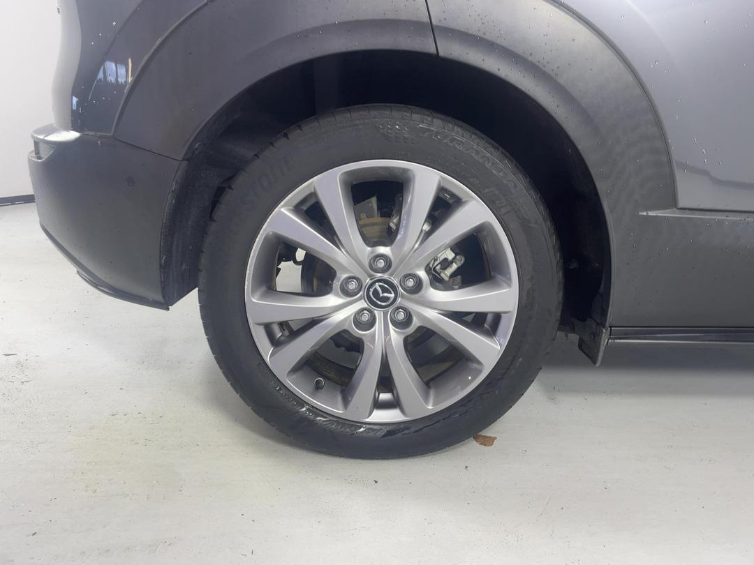 Photo '12' of Mazda CX-30